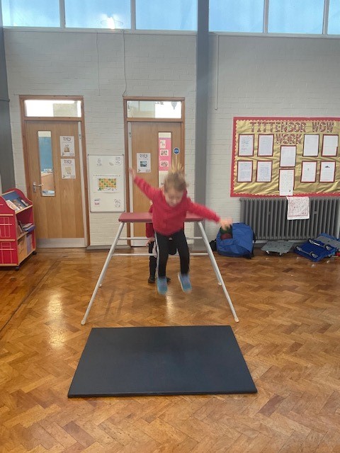 TittensorFirst's tweet photo. A huge thank you to @BeeActiveStaffs for our circus training today. 🎪 https://t.co/E97HBkM5Qn