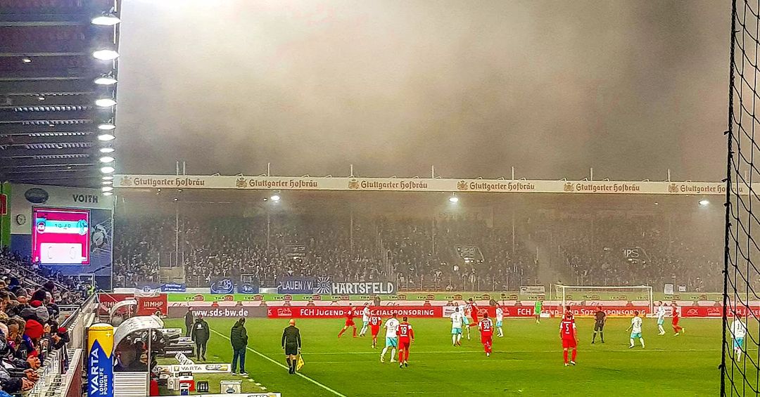 leintaeler's tweet photo. Voith-Arena - 1.FC Heidenheim 1846 - FC Schalke 04 1:0 (2. Bundesliga, 29.10.2021)
#groundhopping, #2bundesliga, #voitharena, #heidenheim, #1fch1846, #gelsenkirchen, #schalke, #fcschalke04, #S04, #1fcheidenheim, #fussball, #football, #calcio, #soccer https://t.co/YhmI3LqjUP