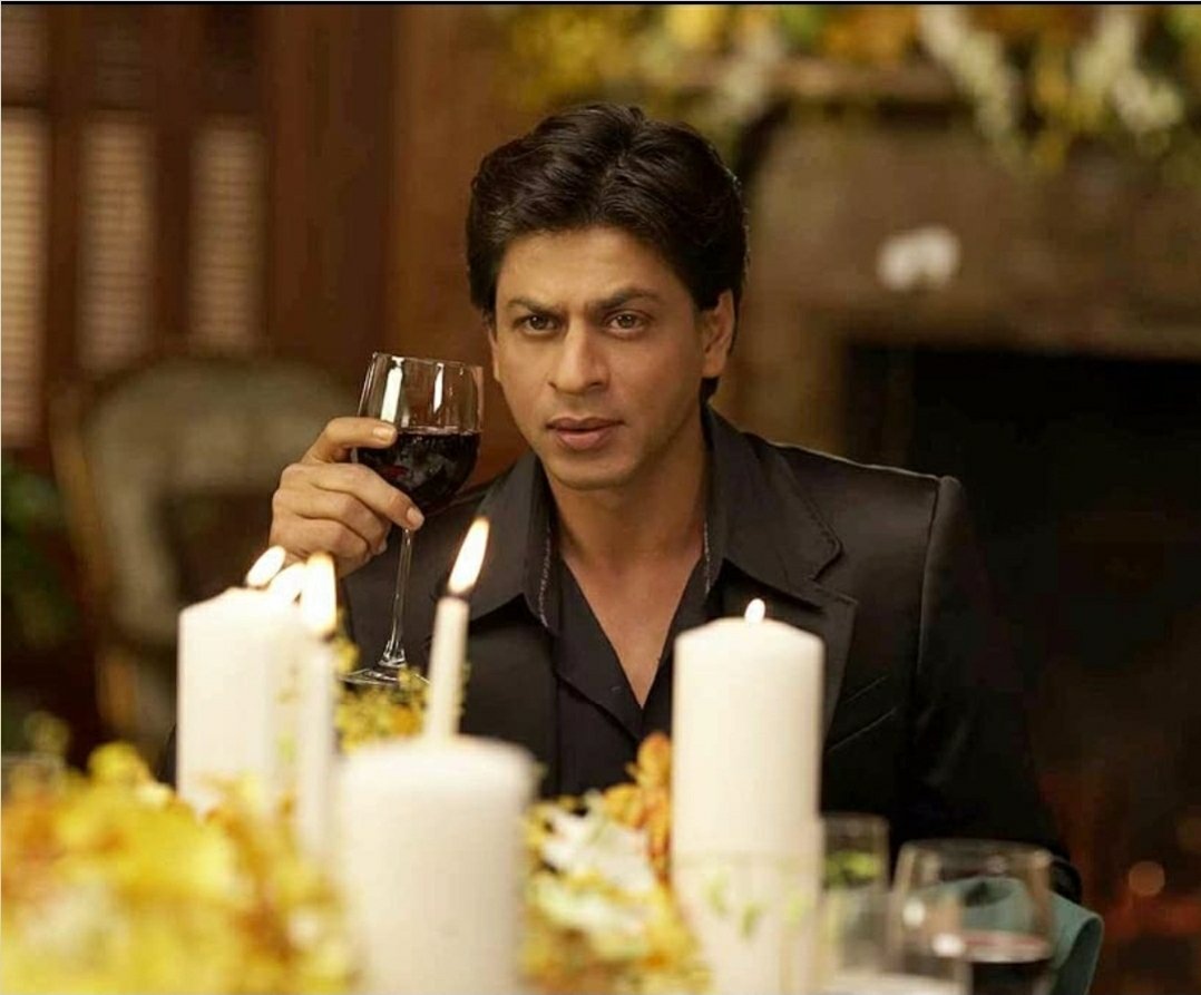 G7Times's tweet photo. King Khan as Dev Saran is one of the most underrated performance of bollywood.

#HappyBirthdaySRK #Mannat #shahrukhkhanbirthday https://t.co/Ce7nA7MV6u