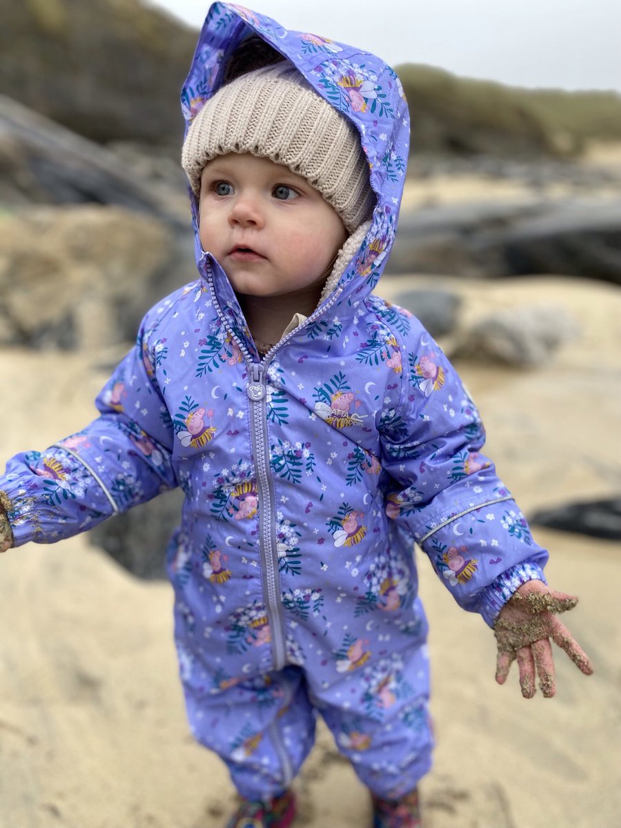 This is Isla, my 16 month old Granddaughter on Scarista beach, Isle of Harris . Listening to the opening ‘salvo’s’ of COP 26 today - you do wander what sort of planet this generation will experience in the years ahead. Fingers crossed the Glasgow event succeeds - even if limited.