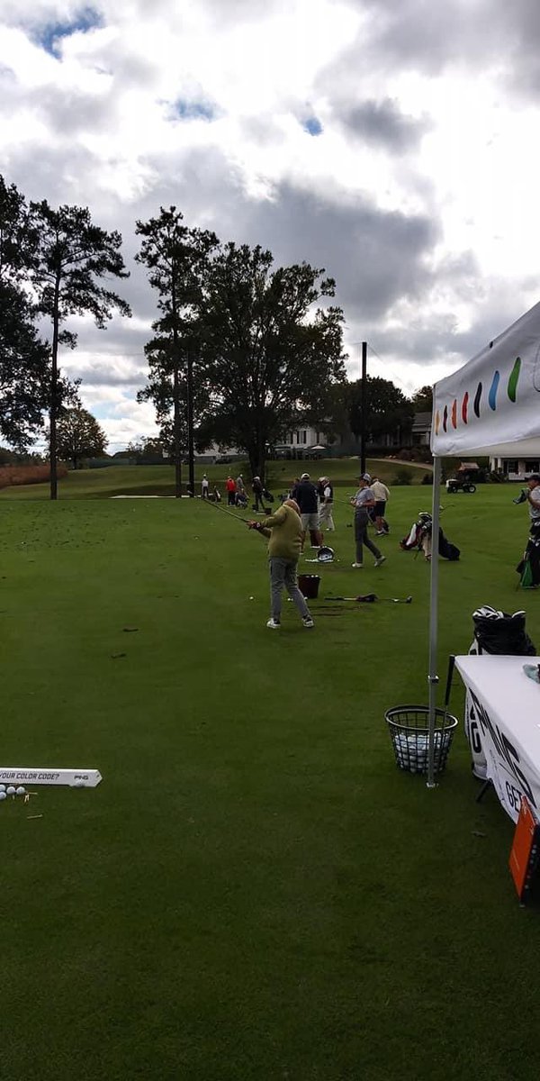 MorganGolfNC's tweet photo. Ping demo fitting day at Myers Park Country Club. This is a beautiful place. It is going to be an outstanding day for Ping G425, Ping i59 irons, Ping GLe2 products.
.
.
#PING #G425 #i59 #GLe2 #PlayYourBest #Golf https://t.co/6nn2ntHMdu