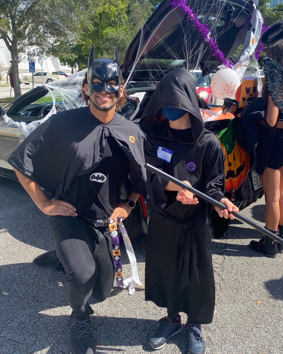 unityonthebay's tweet photo. Batman, a Jedi, a Mad Scientist, and so many more showed up to our Trunk or Treat yesterday. 👻 🎃
#unityonthebay #truckortreat #miami https://t.co/wHJ7umE0CI
