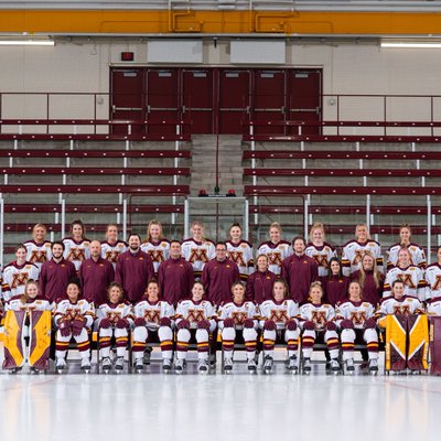 Minnesota Women's Hockey's Photo