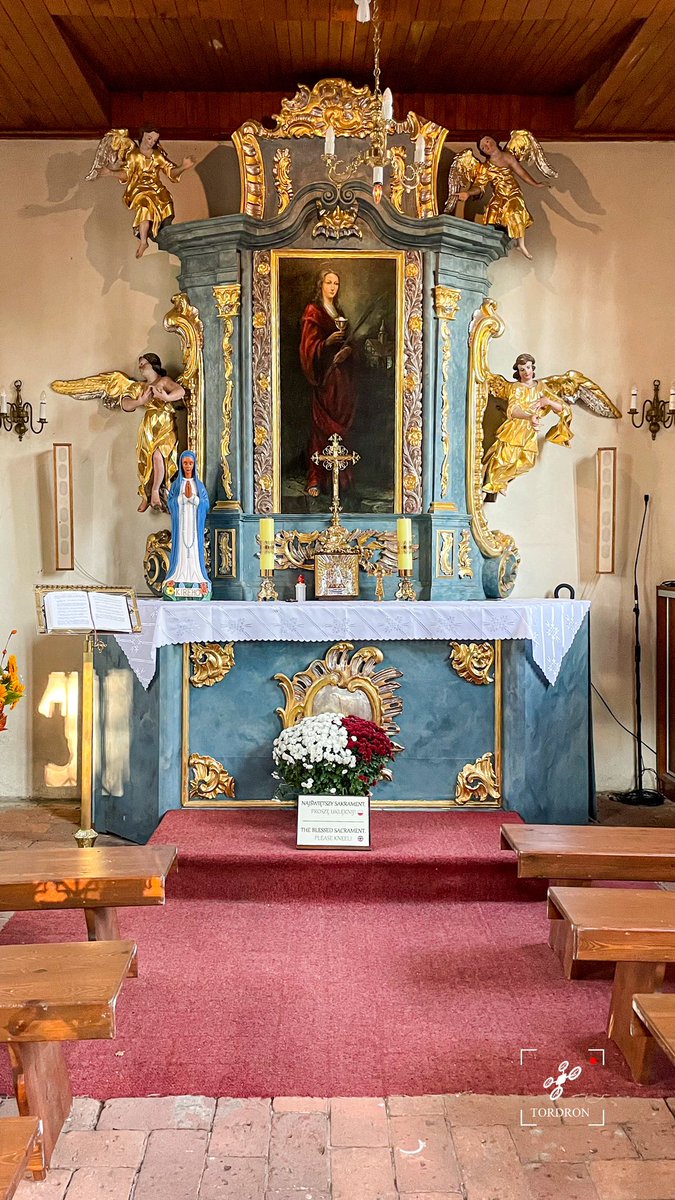 strzalam1's tweet photo. Kościół Świętej Barbary w Toruniu, niesamowite skromne miejsce. Pierwsze kaplica powstała w tym miejscu już w 1209 r. #toruń #barbarka #zabytki #pamiętamy #wartoodwiedzić https://t.co/8C1eThT4q6