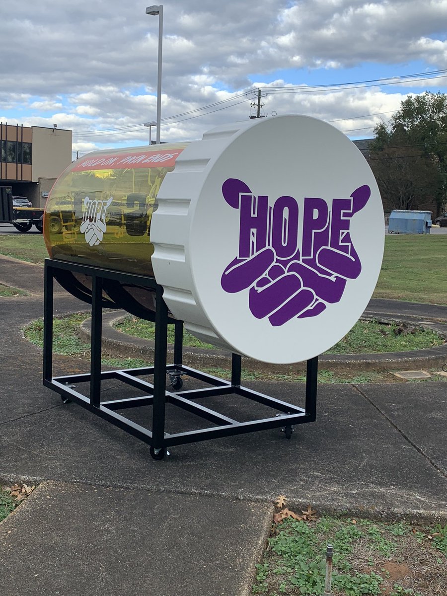 ASAP_PREVENTION's tweet image. Our overdose death prevention pill bottle is being displayed back at Grace Episcopal Church on Quintard (Highway 21)! ASAP invites you to stop by and check it out! #HOPE #OD2A #TeamASAP 💜