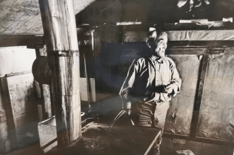 wow - photo of Atuk my atiq sent to me this morning from <a href="/eanoee/">Eric Anoee Jr. ❄️</a> matnasiamiaq abbara ajjiqutianik nanisigavit.