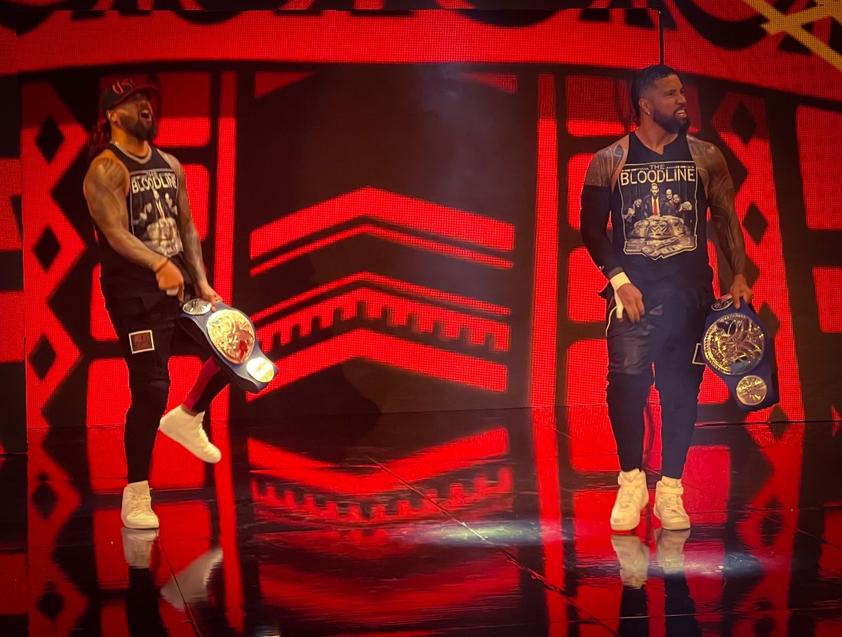 KingLily_'s tweet photo. Smackdown Tag Team Champions
@WWEUsos
The Bloodline🩸
#smackdown #dayoneish #maineventusos #welcome https://t.co/1sQ30j6jNO