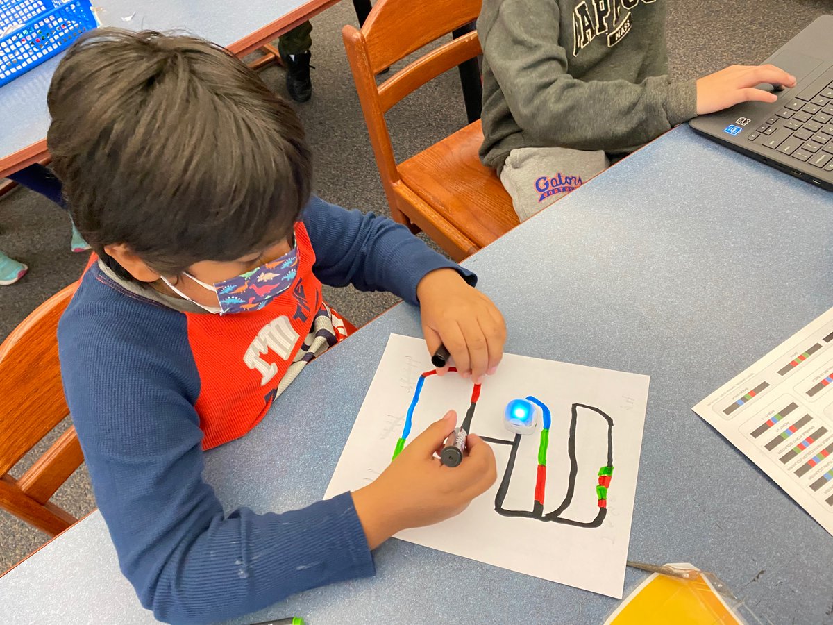 3rd graders in the Library at Balch School, coding with Ozobots through the month of October.