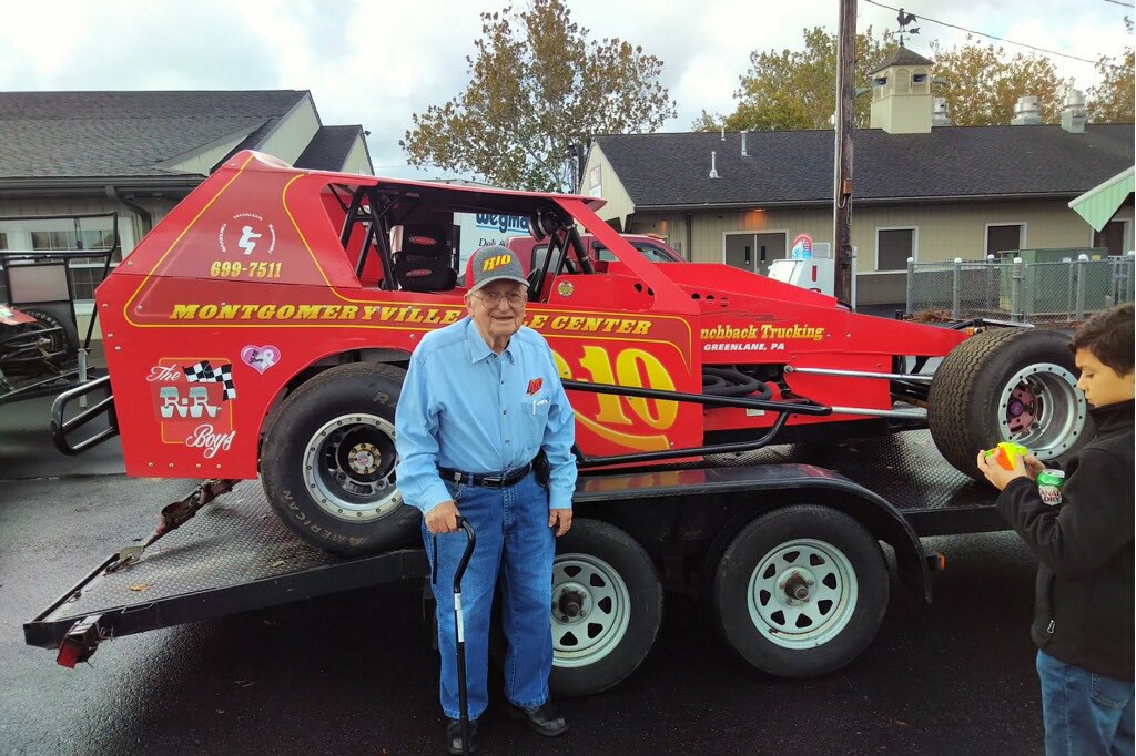 bffracing's tweet photo. My 95 year old Dad, Frank Rio. Car owner inducted into Reading of Champions along with his brothers Pete and Joe! Rio Brothers Racing🏁 https://t.co/eaCadDtSjt