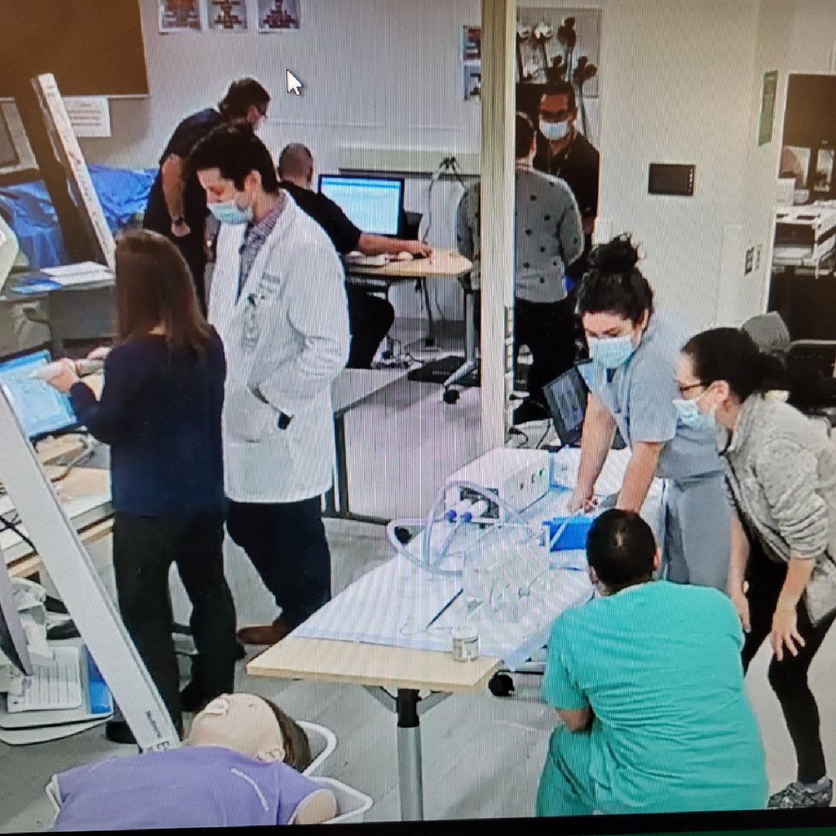 RushSimCenter's tweet image. Our Cardiothoracic team likes to sharpen their skills during procedure labs here at the #RushSimCenter, and your team could too. Contact us today to a schedule a session with us!