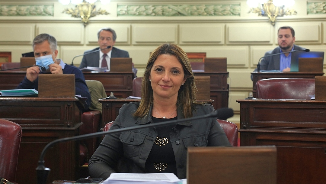 politicastafe's tweet photo. #Fonoaudiología: @BetinaFlorito propone actualizar la Ley Provincial

▶️ https://t.co/pjBPHR8M8h https://t.co/N6q2kTwbw7