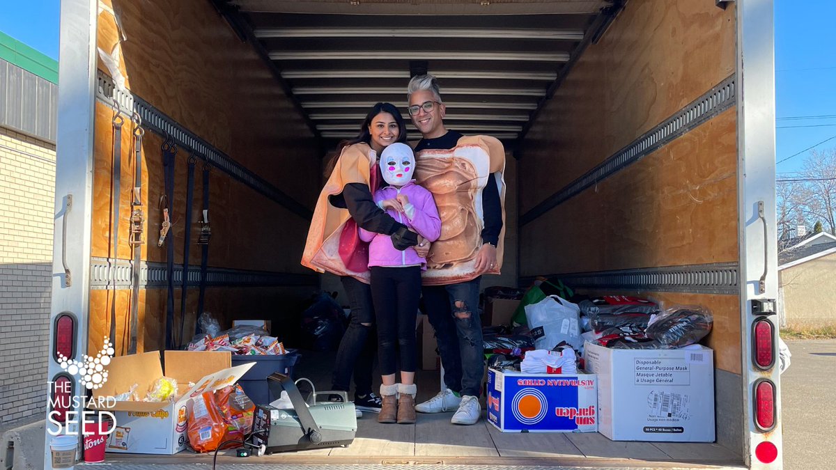 mustardseedcan's tweet photo. Halloween at The Mustard Seed was a success! Our Halloween Havoc Underwear &amp; Sock drive collected 8000+ pairs (1250lbs) of socks &amp; underwear.  A big thank you to @LongMcQuade for donating their truck &amp; to @MrNiceSocks1 for their support to put this event together #HopeGrowsHere https://t.co/vGn9CMNA13
