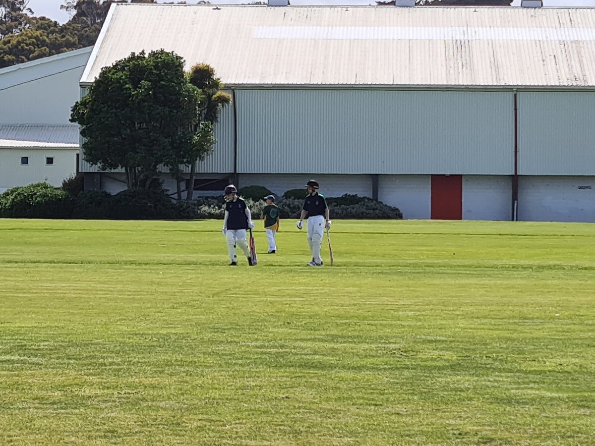 AaronMeadnz's tweet photo. PC colts Cricket colts batting first in Whanganui today. A beautiful day for cricket. @PCPrincipal https://t.co/gjhX4aVCng