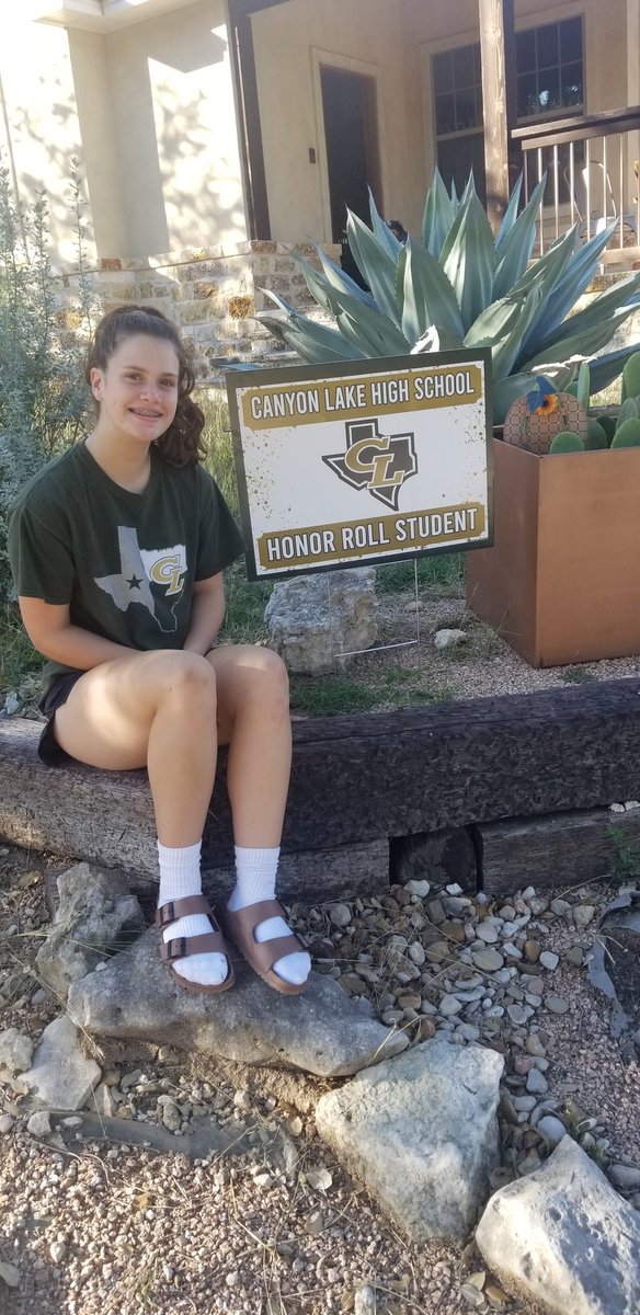 abby_beebe's tweet photo. Love my honor roll student! #thelakeisrising #morgangrace @CLHS_Principal @canyonlakehs https://t.co/xvn1sD0OvL