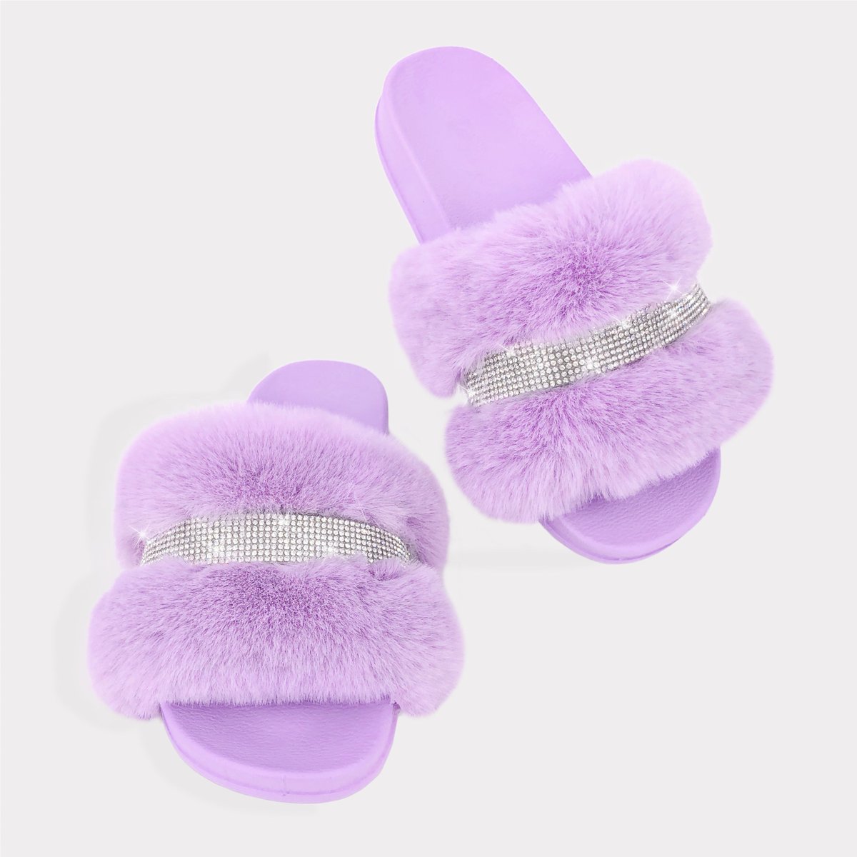 MYSHOESMEXICO's tweet photo. ¡Amamos el lila y en #sandalias “furry” mucho MÁS! 💜✨ ¡Se convertirán en tus favoritas!
.
Style: Moon Lila 💜
.
#myshoesmexico #myshoesmx #amoloszapatos #sandaliasdemoda #zapatosmujer #shoes #shoeaholic #shoestagram #slippers #shoponline #adictaaloszapatos https://t.co/DlRtmJEY3G