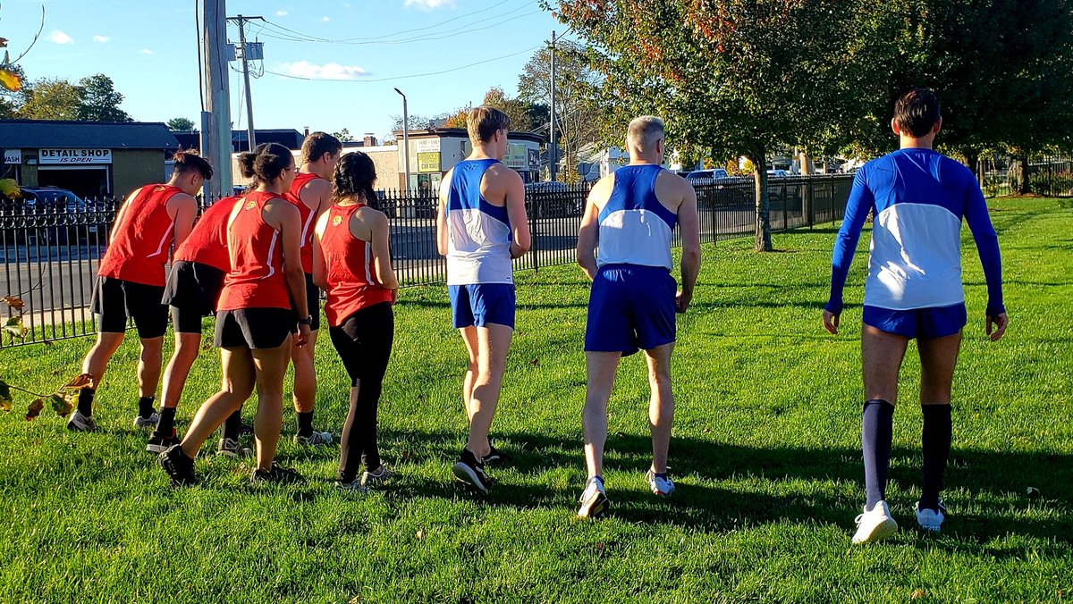 encfar's tweet photo. Great to catch up with members of the ENC Cross Country Team at the Granite Cup race with Quincy College! Thanks to QC for sponsoring this fun hometown event! @ENCXCTF @ENCAthletics
@QuincyCollege
🦁👟🎽🏆
#runenc
#ENCPR1DE https://t.co/18WY23ItCx
