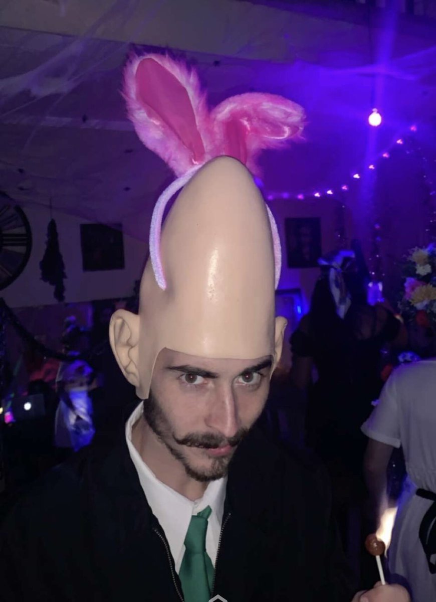 boneheadslurp's tweet photo. ay retweet this for good luck 🐰 https://t.co/kaeOKhx6r2