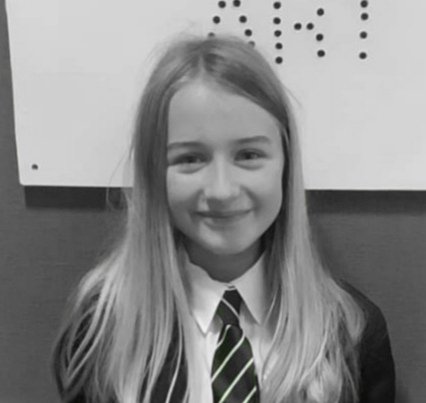 Hollis79N's tweet photo. This is my daughter. She only found out that I exist last year. Today she made contact with my family and has said she wants to see me. There's definitely something in my eye tonight @F4JOfficial https://t.co/r3IRE7j6S4