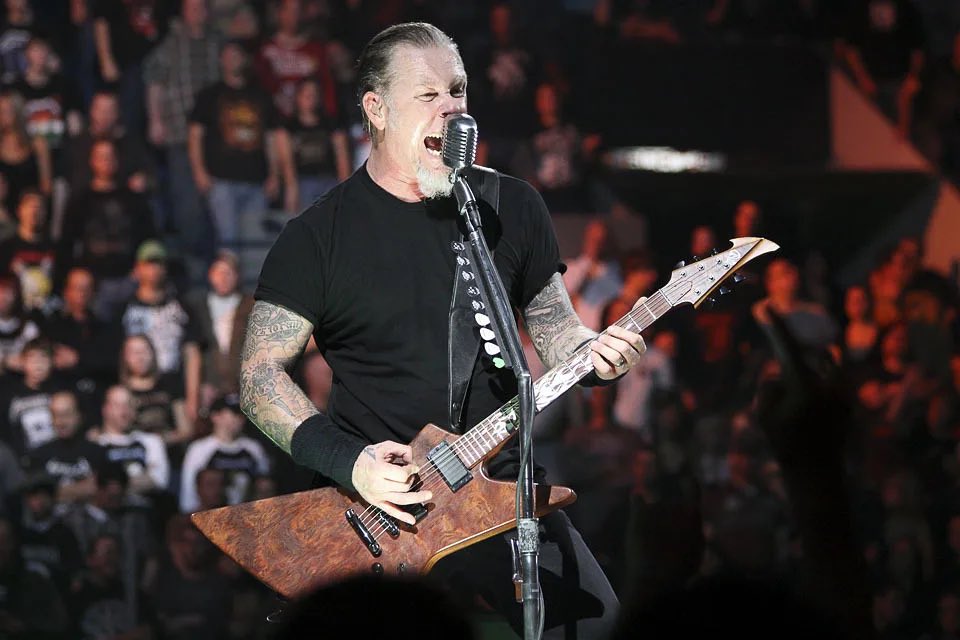 MetSince1981's tweet photo. 📆 El 01 de Noviembre 2009, @Metallica se presenta en su segunda noche en el Colisée Pepsi en Quebec City en Quebec, Canadá.
Este show, más del día 31 de Octubre, fueron lanzada en material oficial en DVD &amp; Blu-Ray #QuebecMagnetic.
#Metallica #METALLICAMetalUpYourAss🗡🚽 https://t.co/pWxssKwea7