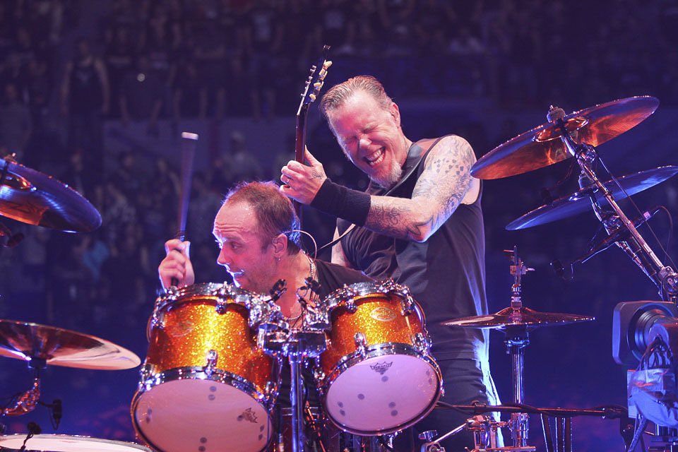MetSince1981's tweet photo. 📆 El 01 de Noviembre 2009, @Metallica se presenta en su segunda noche en el Colisée Pepsi en Quebec City en Quebec, Canadá.
Este show, más del día 31 de Octubre, fueron lanzada en material oficial en DVD &amp; Blu-Ray #QuebecMagnetic.
#Metallica #METALLICAMetalUpYourAss🗡🚽 https://t.co/pWxssKwea7