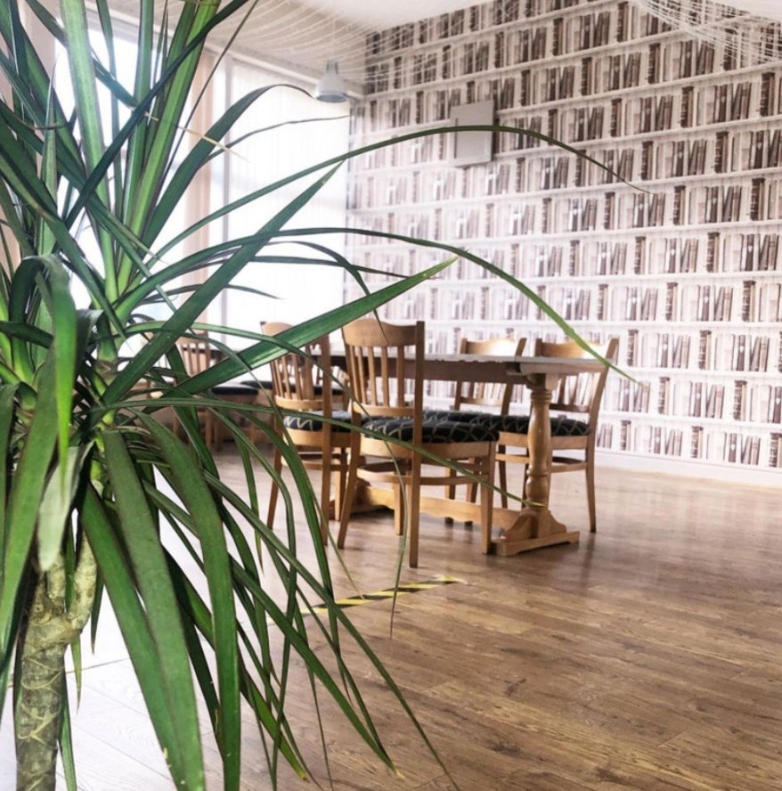 ClaysGolf's tweet image. Our Bar &amp;amp; Restaurant guarantees you great food, amazing service and a warm welcome, whether you’re a golfer or not.
. 
. 

It’s the perfect place to grab a drink and a bite to eat before or after hitting the driving range or golf course.
. 
. 
#claysgolf #golfforeveryone