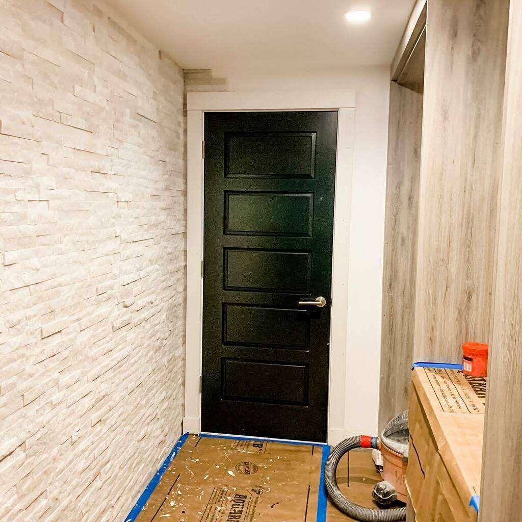 realMASdesign's tweet photo. https://t.co/e11A3ED5M7 🚧Pardon our dust! 🚧
…wine room in one of our Tiburon projects beginning to take shape.
#wineroom 
#stackedstone
#masdesign
#highdesignlowblah 
#tiburoninteriordesign https://t.co/CGBTsBI3Uc