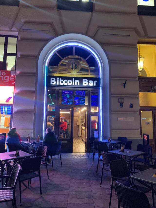 A #Bitcoin bar in the capital of Hungary 🇭🇺