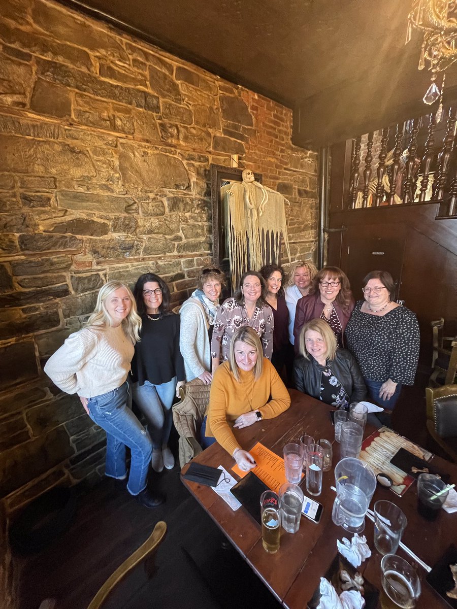 lorikennedy71's tweet photo. Best ever surprise reunion this weekend @stonejug1860 #friendsforlife #commercegirls1995 #bestnightever #all10ofus @MUNBusiness. https://t.co/imEV8ECNXE