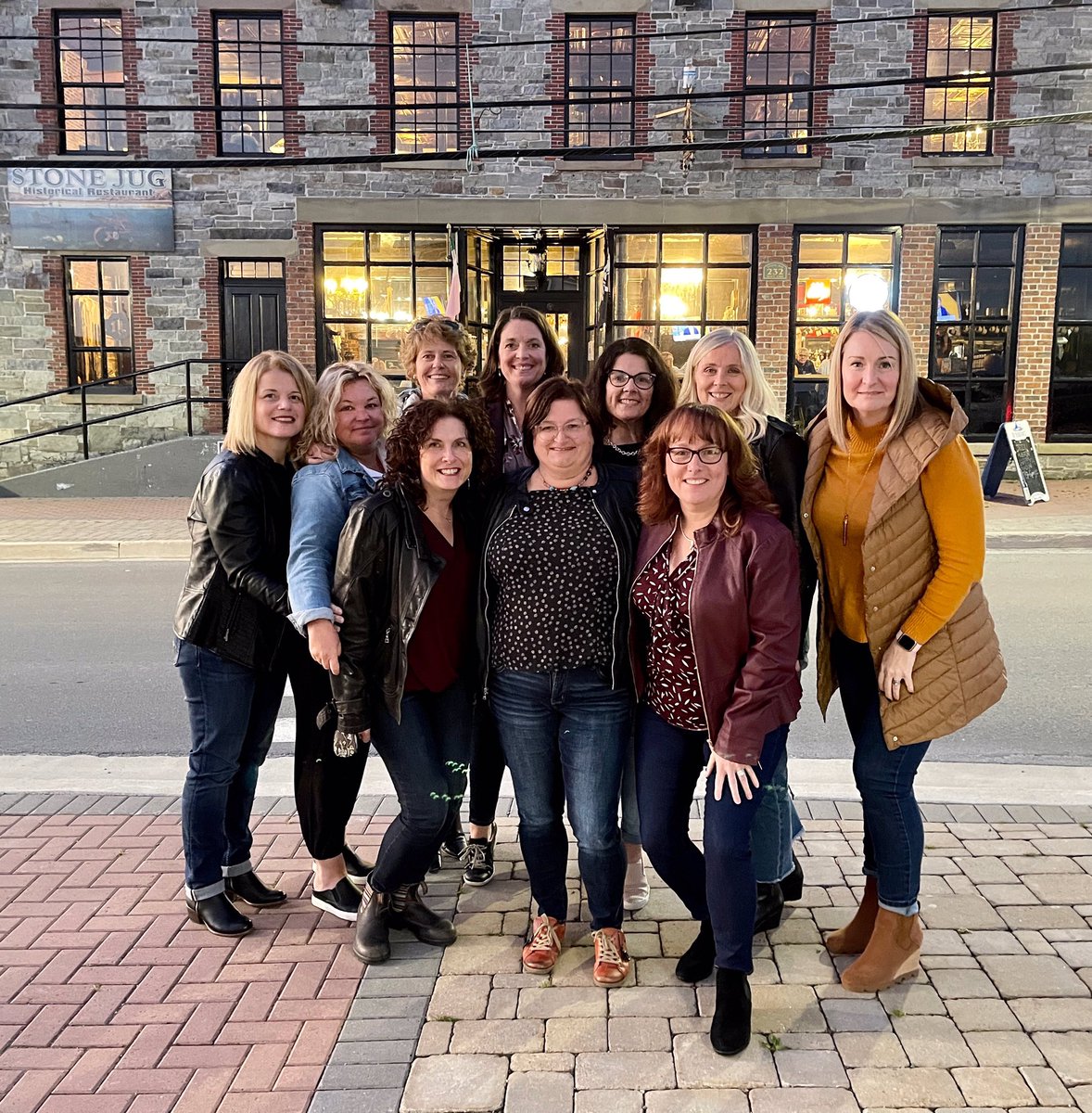 lorikennedy71's tweet photo. Best ever surprise reunion this weekend @stonejug1860 #friendsforlife #commercegirls1995 #bestnightever #all10ofus @MUNBusiness. https://t.co/imEV8ECNXE
