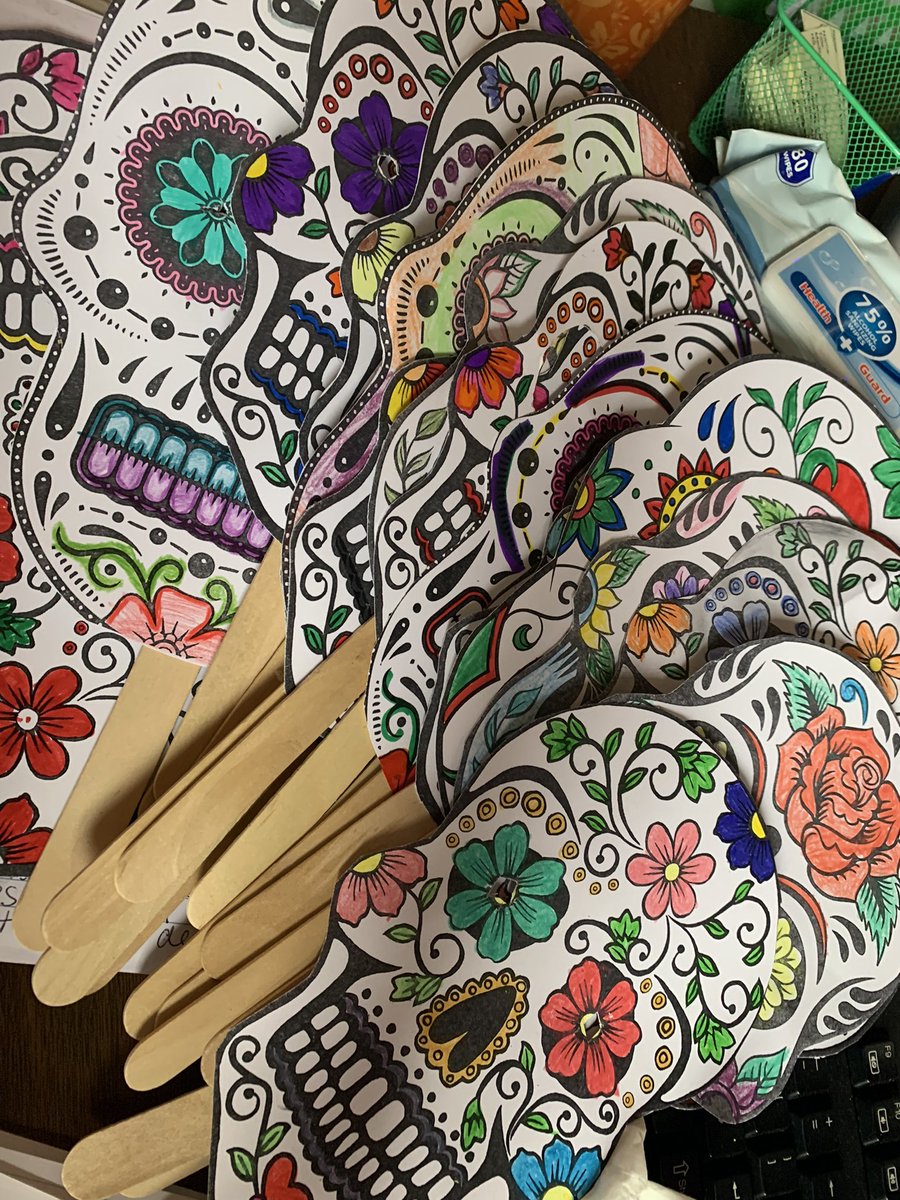 CruzRam2122's tweet photo. Sharing d love for d arts w/our nearby nursing home! #poetswalk nursing home. I delivered #DiaDeLosMuertos masks 4 them 2 wear. Thank you Alicia 4 receiving them w/love!  #spreadkindness @springhills @NISDRawlinson @SherryMireles @TeriYasger @NISD_FineArts @WeGoPublic @RootEdSA https://t.co/H4bw11SyJt