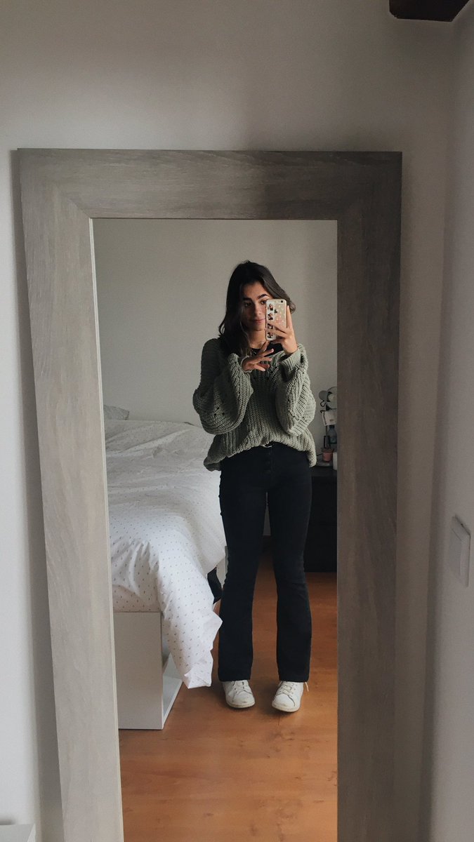 só queria mostrar o outfit 😁