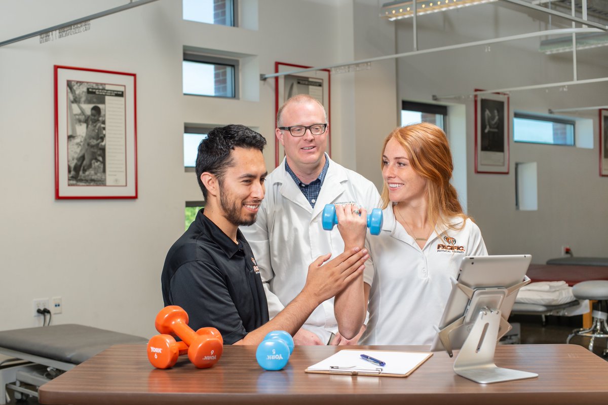PacificDPTweet's tweet photo. Applying to our program for next fall but ran into PTCAS technical difficulties as you tried to finish it? Good news - we extended the deadline until 11/15, 9pm PST! Watch for a message via PTCAS. We look forward to reviewing your application! #PrePT #PTSchool #UOPDPT #DPTin2 https://t.co/IYqsljRHqX