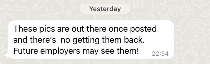 KieraMercy's tweet photo. my mum after I posted a halloween pic 🤣 https://t.co/KrT1Bpw5Zm
