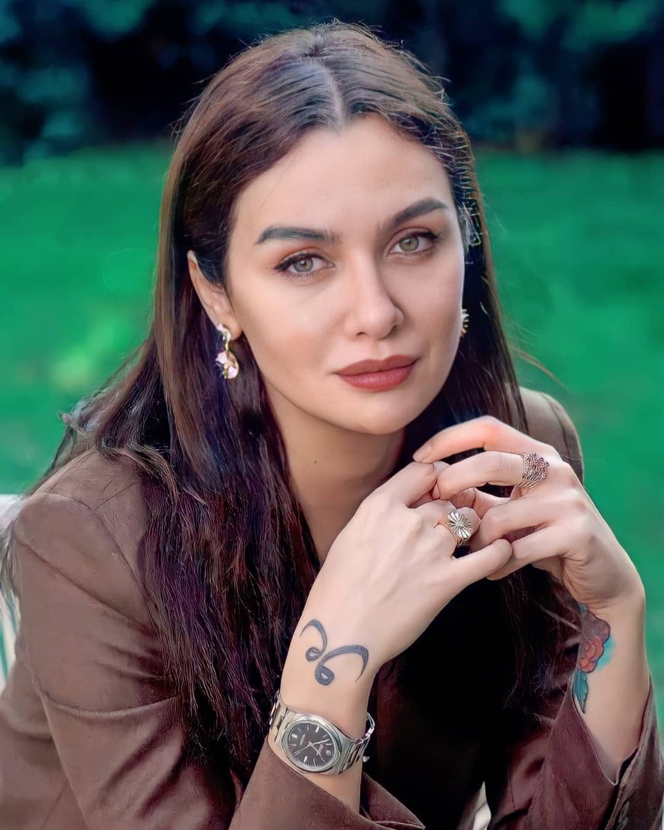 loza186's tweet photo. واخده الجمال كله لوحدها🍓🍓🍓🍓🍓❤️❤️👑
#BirceAkalay https://t.co/MaQp7vIIPX