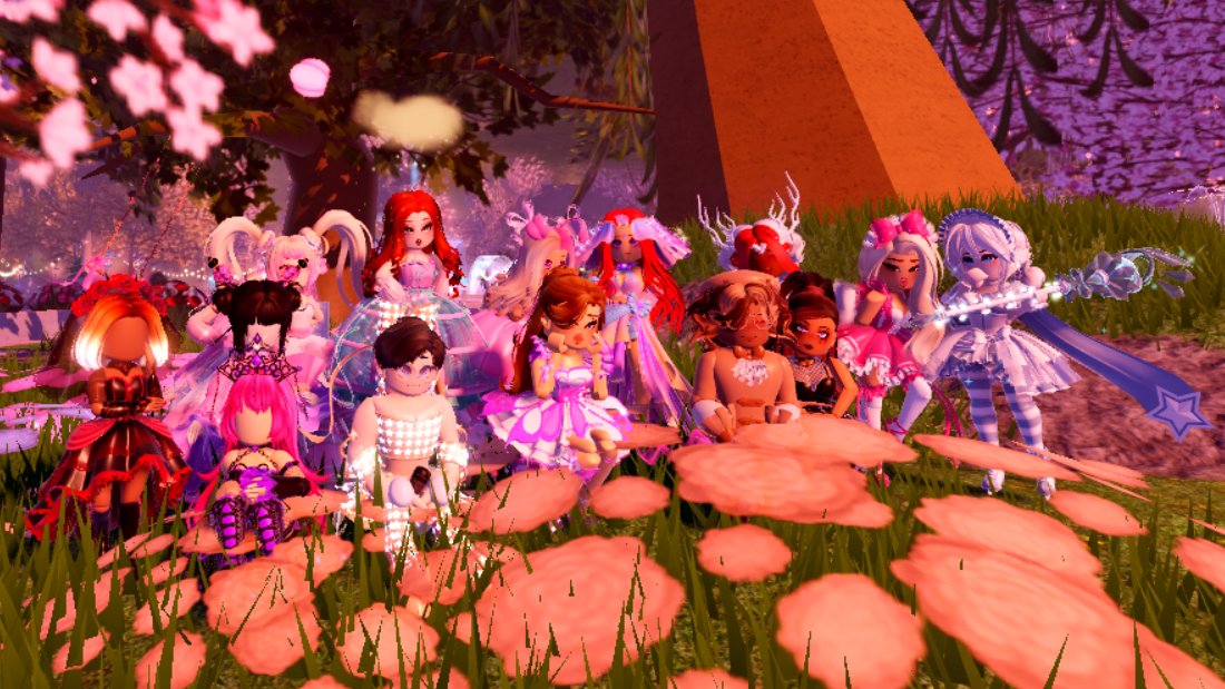 XxdYbx's tweet photo. Pictures :D :D ;D
#royalehigh #roblox #rhphoto @BongoLad https://t.co/jaFIlceQmA