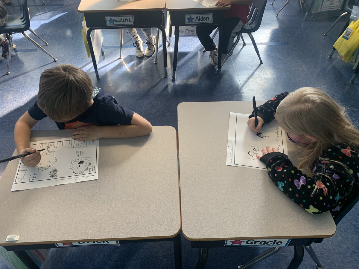 We love team talks especially during Writing Workshop! ✏️ 📝 <a href="/MarissaAlonso7/">Marissa Alonso</a>