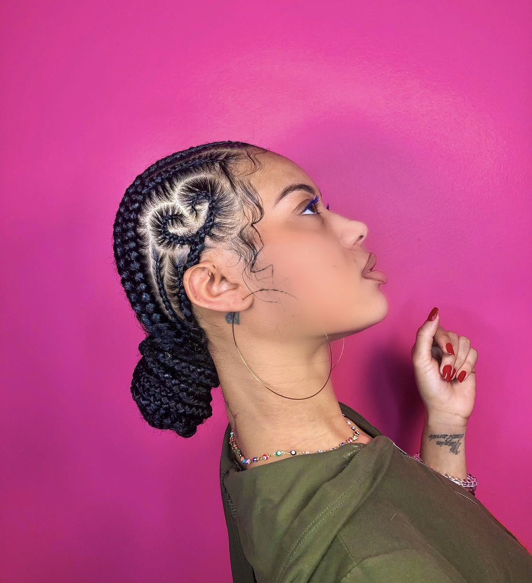 ___PEEPThis's tweet photo. Braider.
#ATL #braids #knotlessbraids #freestylebraids #Atlanta https://t.co/iNUTS5ENUi