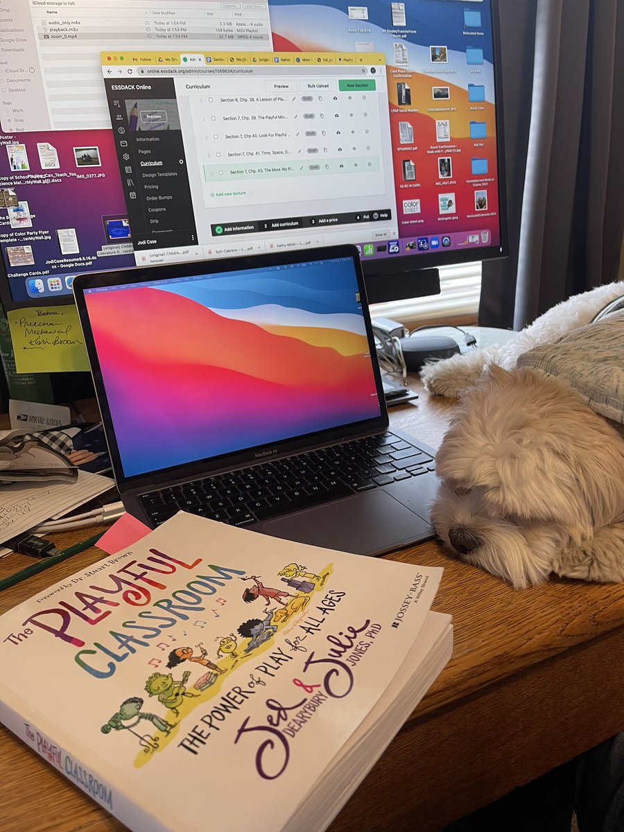 jcaseprek's tweet photo. Book Study Prep. #PlayfulClassroom
#EvenMoreInspired https://t.co/FQJeKbP3w8