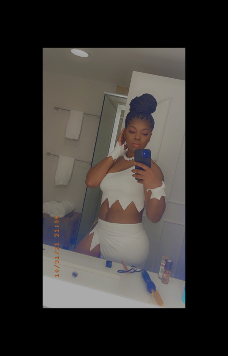 CEO_MONROE_'s tweet photo. Bedrock shawty 🖤 https://t.co/5gtKwB6Hms
