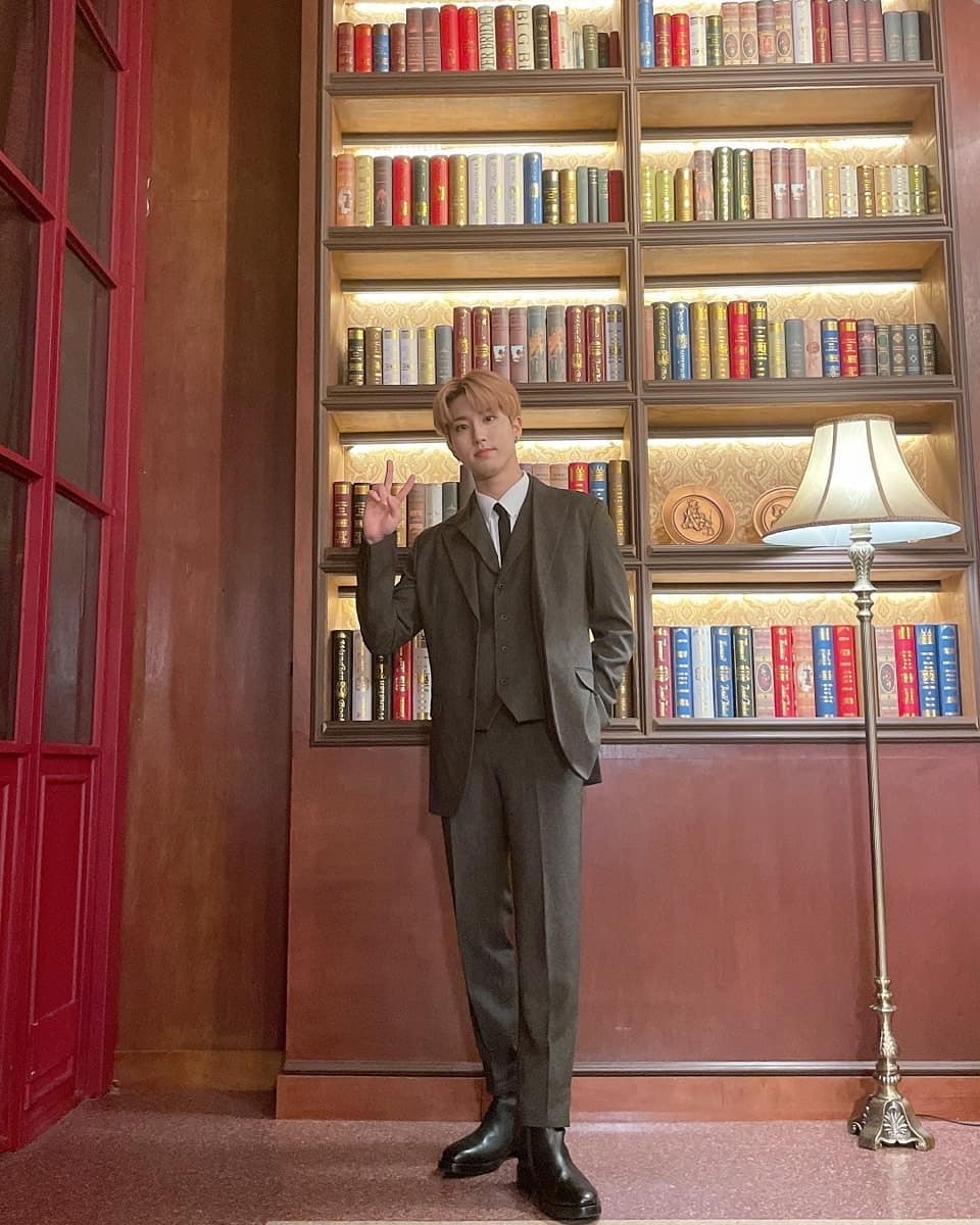 StrayKidsArgFC's tweet photo. 📷 [INSTA] 211101 #Han 

"Lee Manwol-ssi, deseche su horno antes de que lo venda
#HanChansung #loveyou #STAY #MuyTarde #DelLuna #Inmerso" https://t.co/M5h0jXfgXm