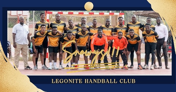 LegoniteHC's tweet photo. THE FAMILY
#teamLEGONITE💛💙 #SNOWYS❄❄
#WinterIsHere🌫🌫
#Handball🔥 #GhanaHandball 🇬🇭
#GreaterAccraHandballLeague🤝💯 https://t.co/HspRwrMnDL
