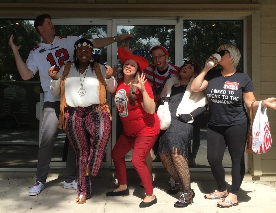 BigTruckRental's tweet photo. Fine, “Karen,” I’ll go get the manager. The BIG winner of the Big Truck Rental Costume Contest is “Karen!” We hope everyone had a fun and safe Halloween weekend. https://t.co/UpxfJGLxrS
#happyhalloween #customcontest #bigtruckrental #thinkBIG https://t.co/CDXspyzuUe