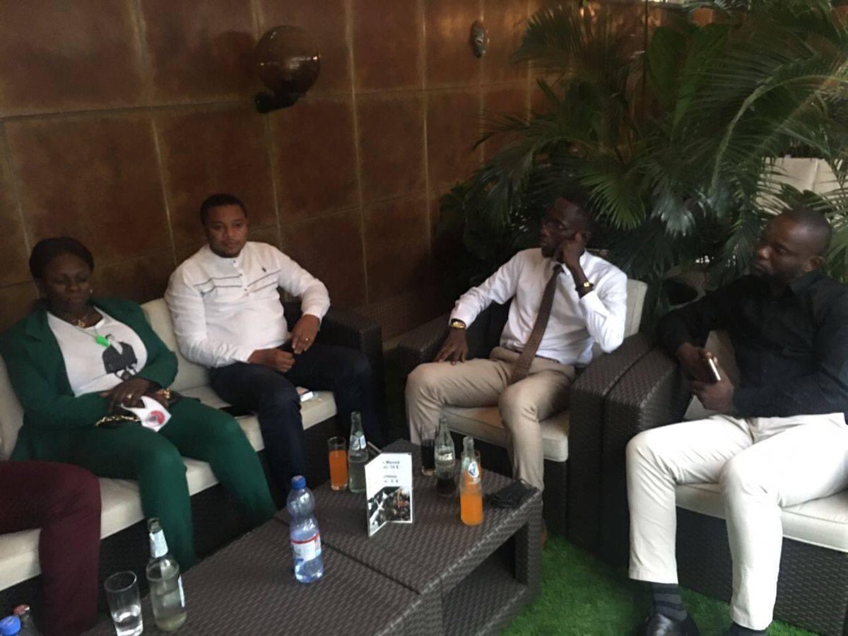 MambueniNdangi's tweet photo. LA 1ière REUNION DE PRISE DE CONTACT DU BUREAU DE LA COORDINATION DES JEUNES CADRES ET ENTREPRENEURS DE LA JEUNESSE DE L'UNC/KINSHASA

Tenu à l'hôtel Memling, la réunion des jeunes cadres de l'UNC avait comme points inscrits à l'ordre du jour:
1. La prise de contact https://t.co/Lhl4IqjW2w