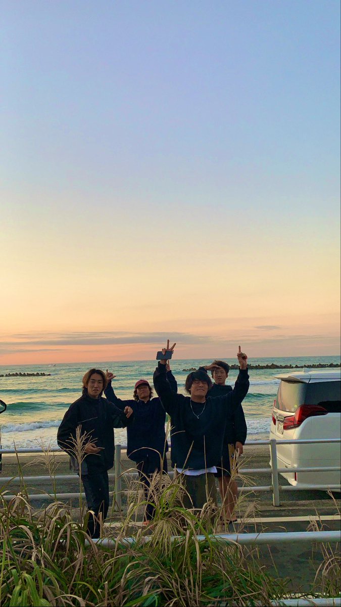 kensuke876's tweet photo. i love u bitches！！！！ https://t.co/mIbHaat0XI