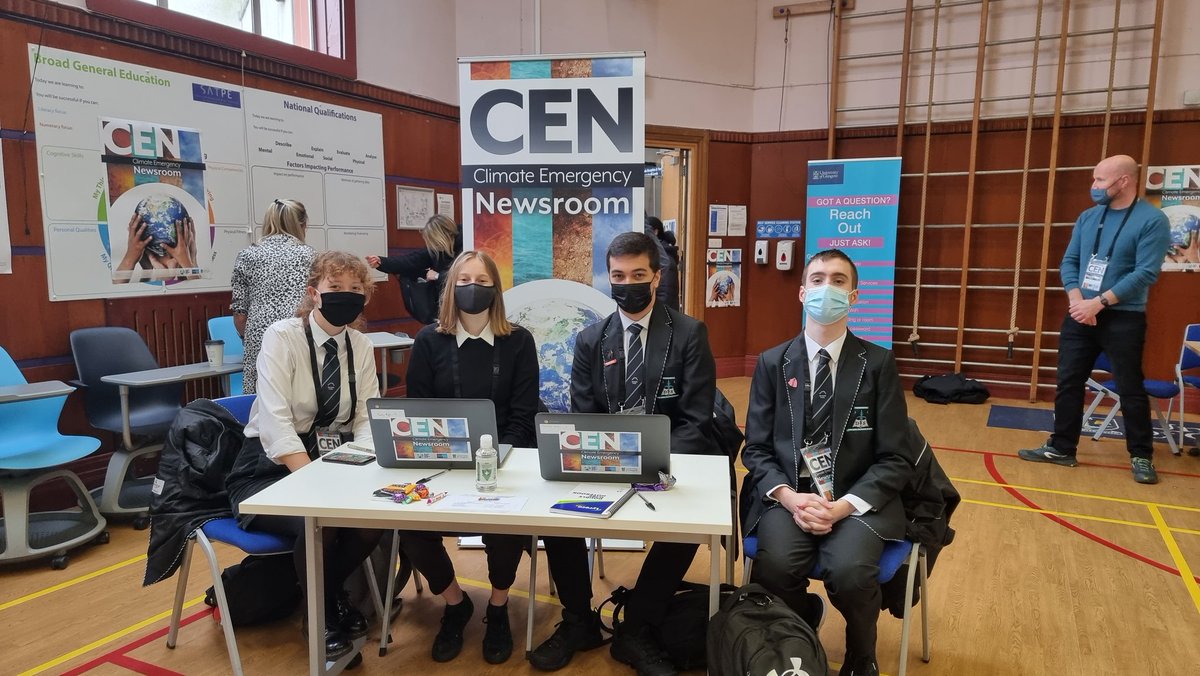 DuncanrigCSB's tweet photo. We are incredibly proud of S6 pupil Michael who was at the COP26 conference today keeping us up to date.⏳🌦️☀️🌡️ https://t.co/lAdBRor8K6