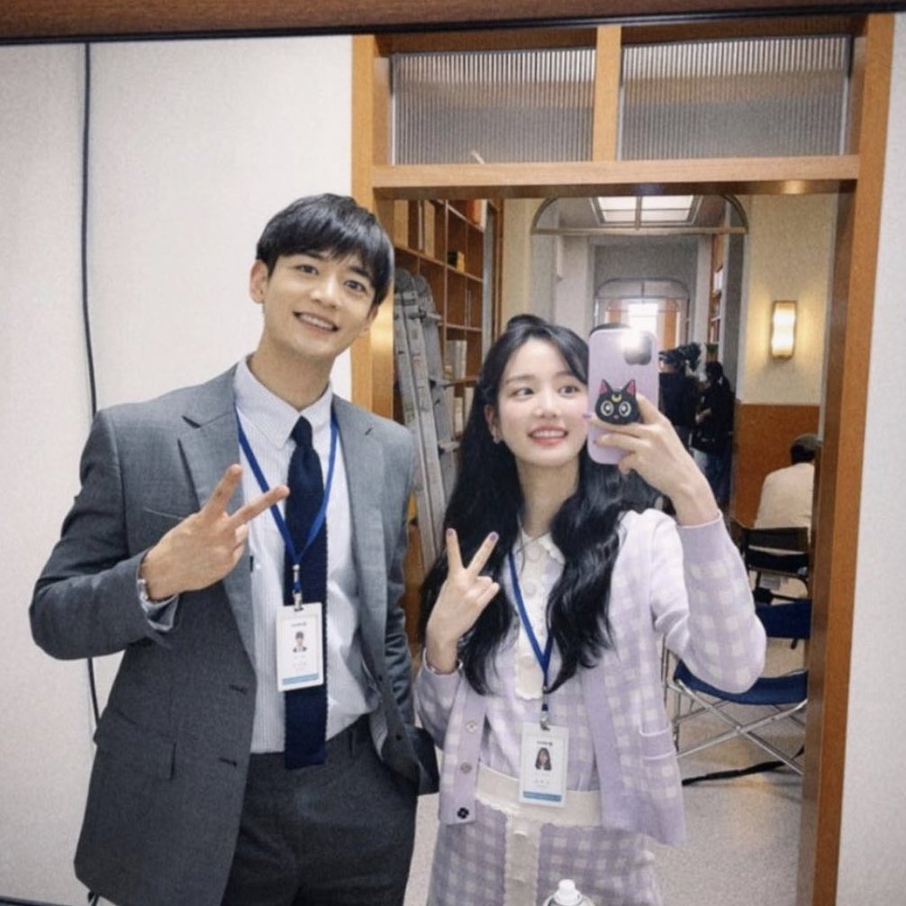 iuminsi's tweet photo. watching their scene in yumi cells brings back all the feels i had when i first watched #somehow18 🦋 and..... it was 4 years ago !! SO HAPPY TO SEE THEM AGAIN 💘 https://t.co/YYp7IoVVii