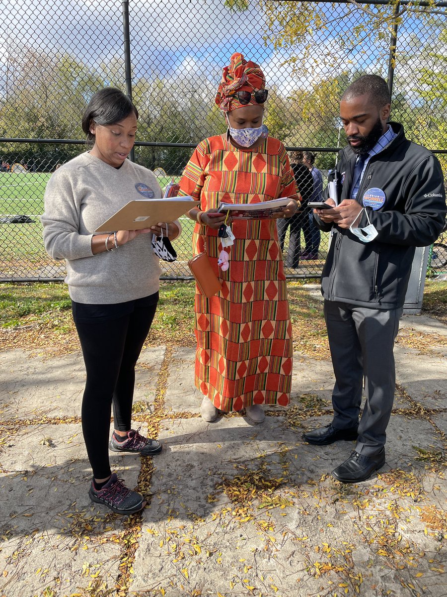 VoteWorrell's tweet photo. Thank you @andreaforboston and @DeeqoJibril for joining #TeamWorrell knock on doors yesterday in JP and Roslindale! I am so humbled and appreciative to have all this support! See everyone on NOV 2! #bospoli #jamaicaplain #gotv #justvote #roslindale #vote #boston https://t.co/QtgnPDhbdZ