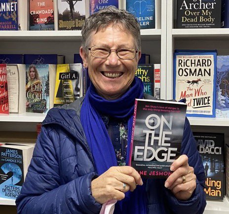 emmagillradio's tweet photo. Thrilled 👻🎃 to be back with you @BBCCornwall tonight 6-10PM

Joining me are @tomcarymusic @bodminrailway @CousinJacksThtr @AuthorJJesmond talking #santatrains #Mowzer crime thriller in #Cornwall https://t.co/pde7D3lTA8
