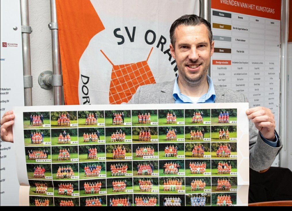 BootMaarten's tweet image. Ruim 60 teams van @svOranjeWit Dordrecht op de foto gezet voor het Presentatiemagazine! Wat was dit een grote en leuke klus! Trots op het resultaat! #foto #teamfoto

📷 @RodyDubbelman