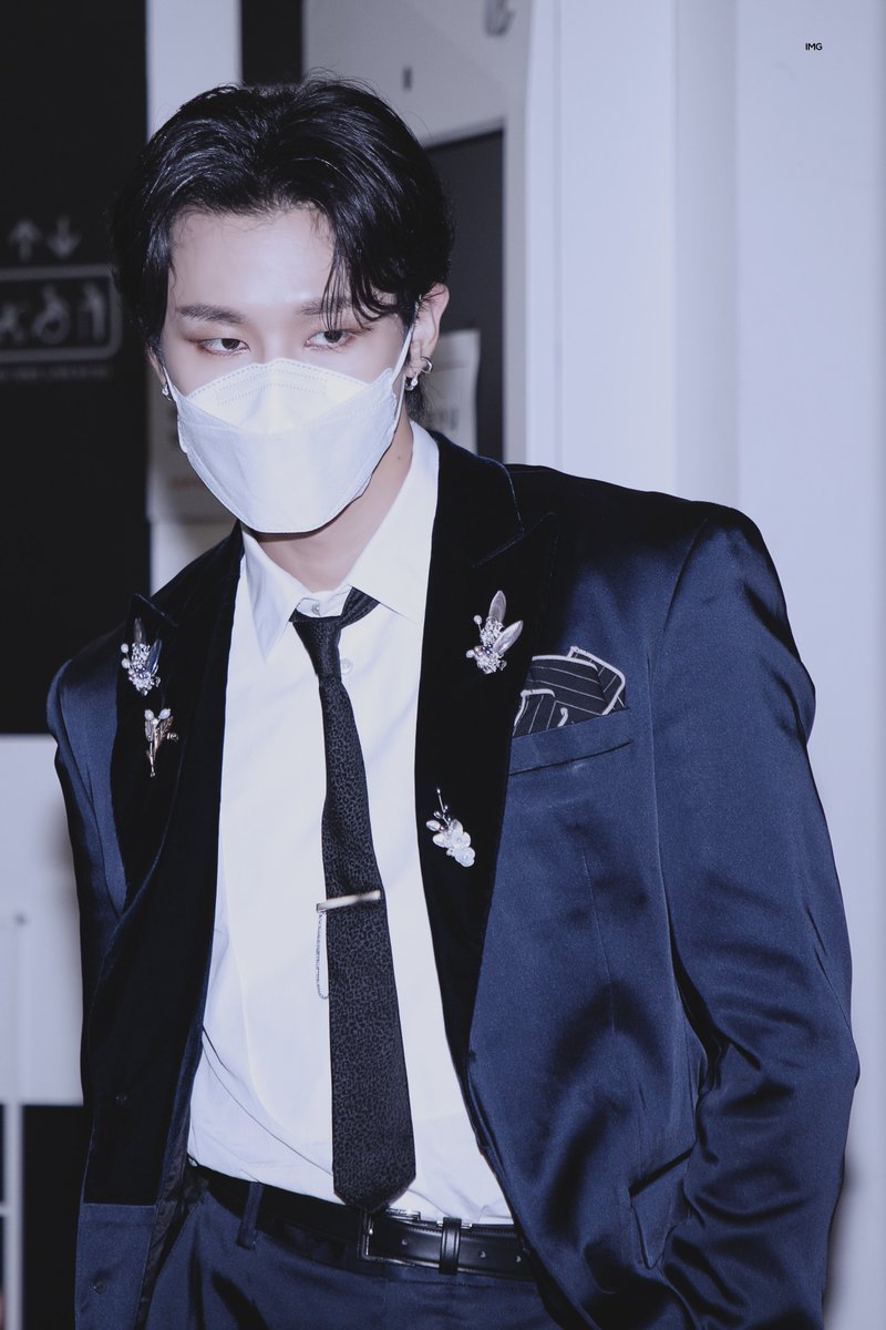 KYUNSBRAND's tweet photo. Hello, this is a new account dedicated to changkyun’s (I.M) brand reputation, please follow and RT ♡ so more people can find me 

#IM #아이엠 https://t.co/7YxNhbwo9n